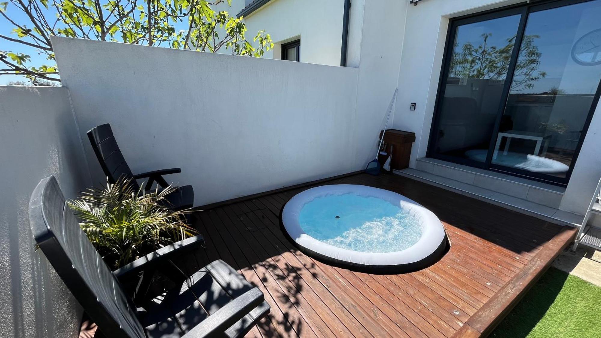 Appartement Avec Spa-Avril A Sept-Camargue 4 Personnes Saint-Laurent-dʼAigouze Exteriér fotografie